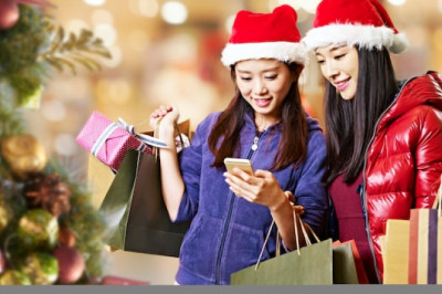2024 Year-End Gen-Z Shopping and Gifting Guide